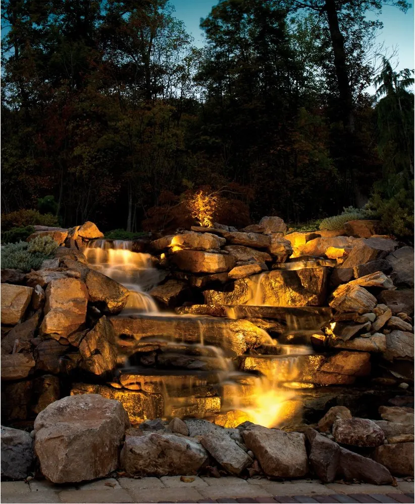 Affordable outdoor landscaping in Broken Arrow, OK by Blingle Premier Lighting of Tulsa
