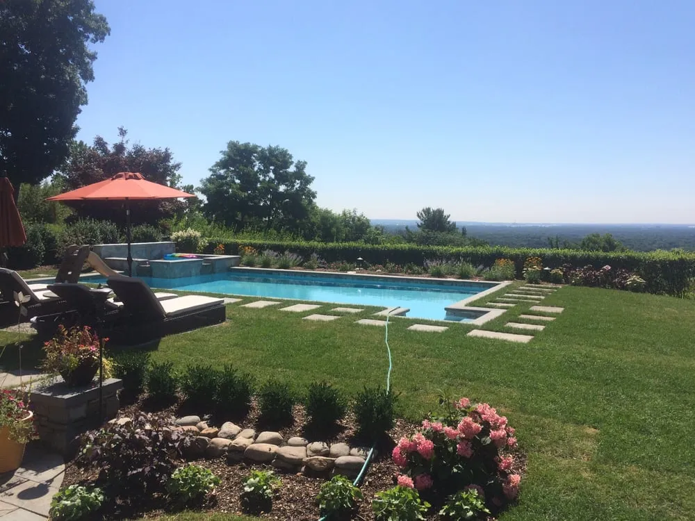 Professional residential landscaping experts serving Summit, NJ - Blizard Landscaping