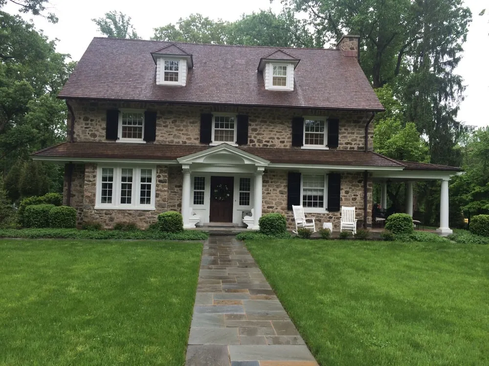 Affordable lawn care service experts serving Summit, NJ - Blizard Landscaping