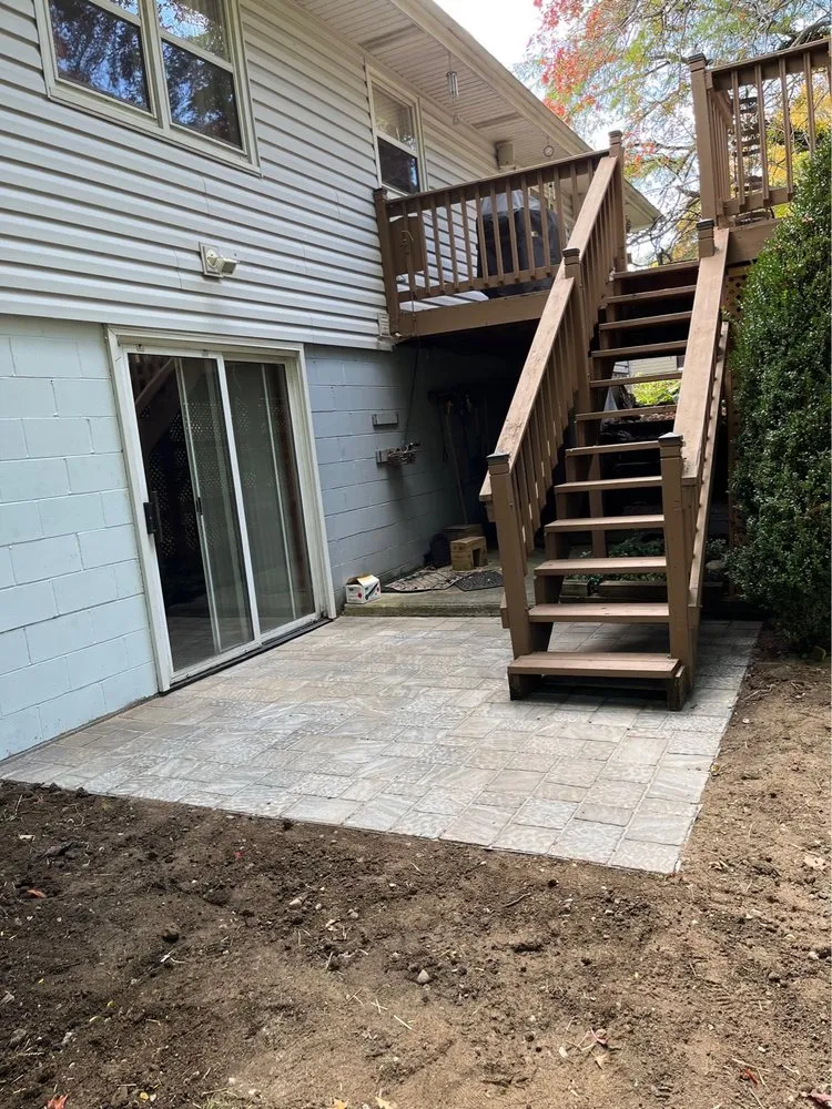 Custom yard maintenance in Decatur, IL by Bloch Contracting