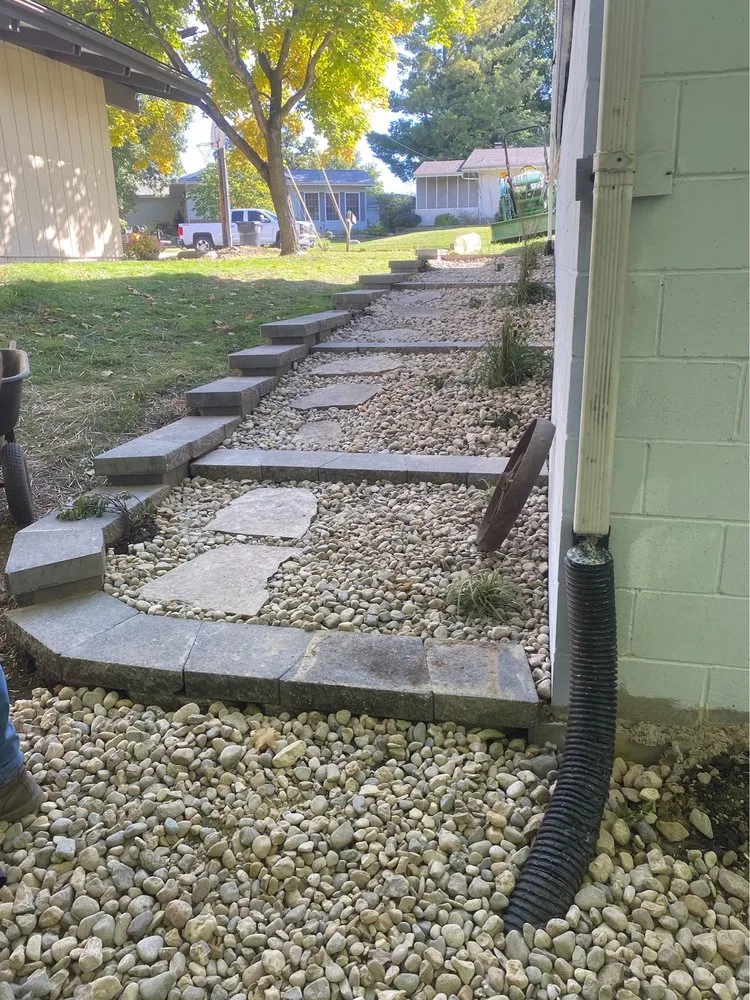 Custom outdoor landscaping experts serving Decatur, IL - Bloch Contracting