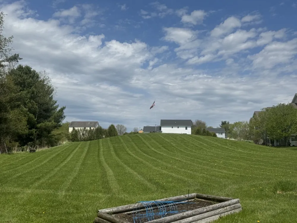 Top-rated yard cleanup service in Milton, VT by Blondin Property Maintenance