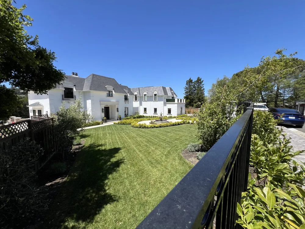 Professional outdoor landscaping in San Francisco, CA by Bloom and Lawn Landscape