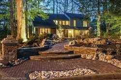 Top-rated garden landscaping for beautiful yards in Yorktown, VA by Bloom Lawn + Landscaping