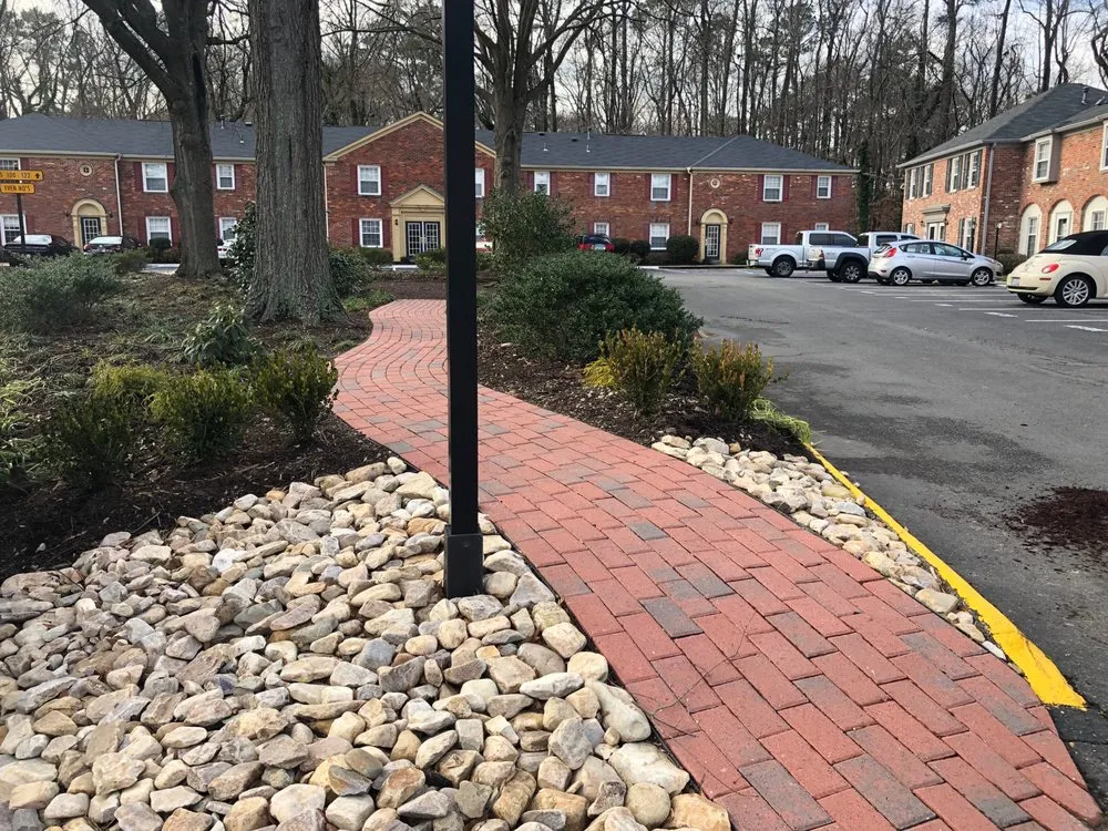 Affordable residential landscaping in Yorktown, VA - Bloom Lawn + Landscaping