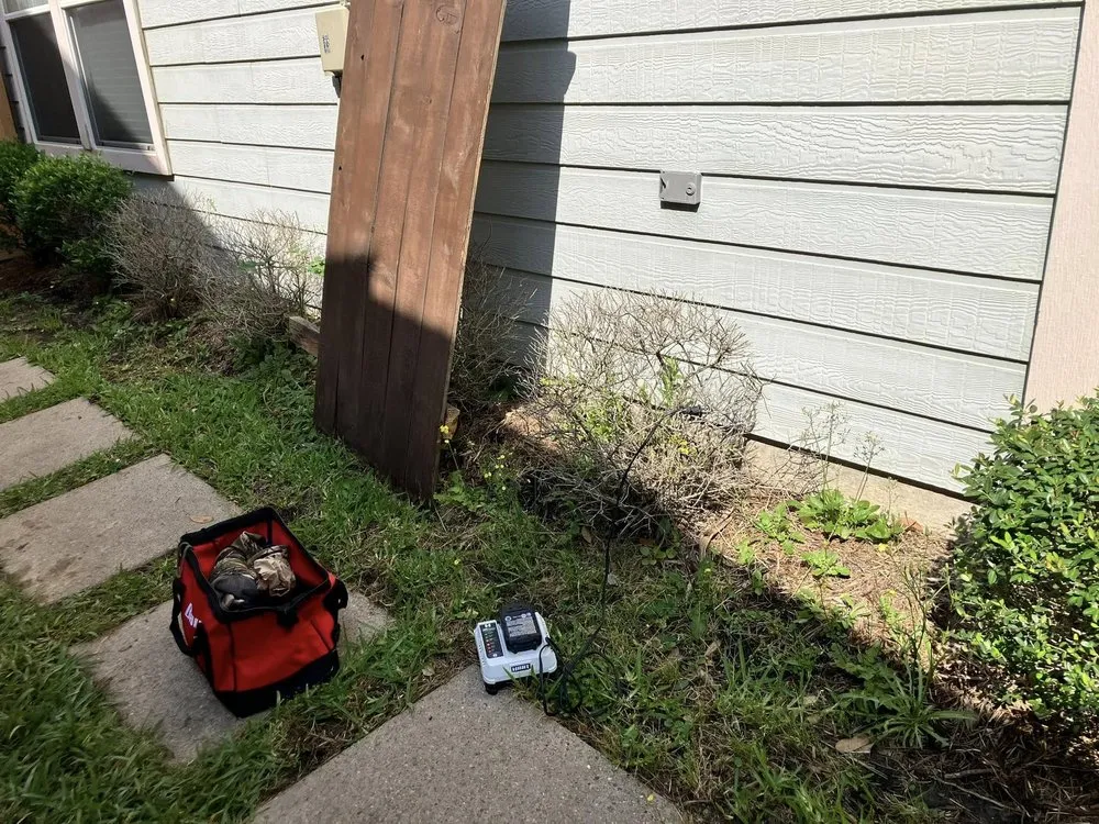 Professional landscape installation in Tomball, TX by Bloom N Mulch