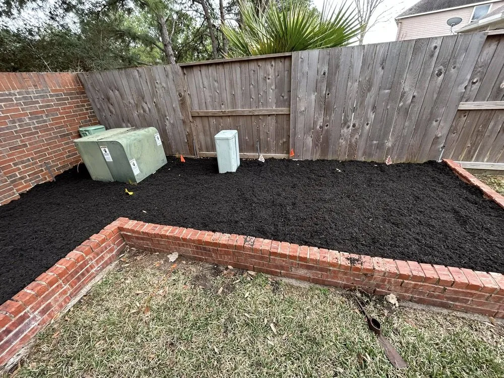 Expert landscaping services in Tomball, TX - Bloom N Mulch