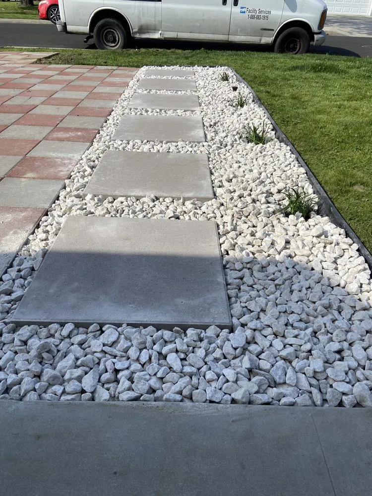 Affordable lawn care service near you across Paramount, CA - Bloomfield Landscaping