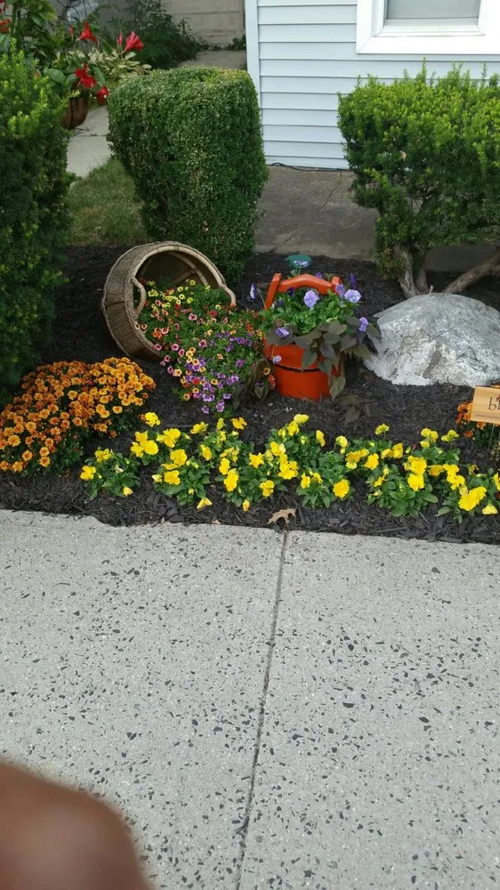 Expert garden landscaping in Madison, NJ - Blooming Beds
