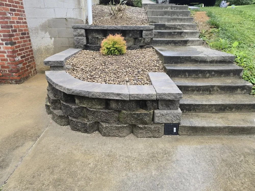 Reliable lawn care service experts serving Marietta, OH - Bloomington Landscaping