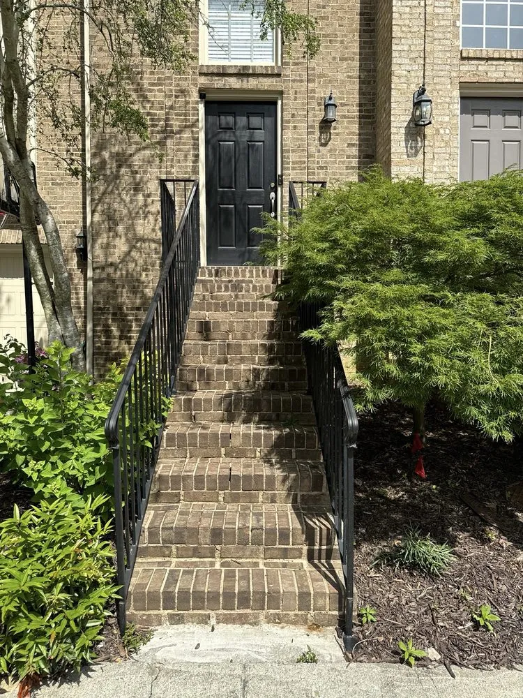 Trusted lawn care service in Mableton, GA - Bloom'n Gardens Landscape