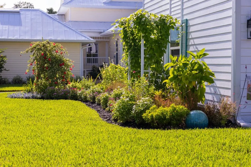 Top-rated residential landscaping experts serving Fort Myers, FL - Blooms In Grace
