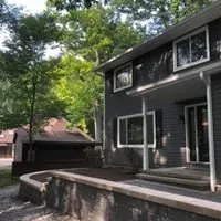 Professional yard cleanup service for beautiful yards across Chelsea, MI - Blooms Landcare