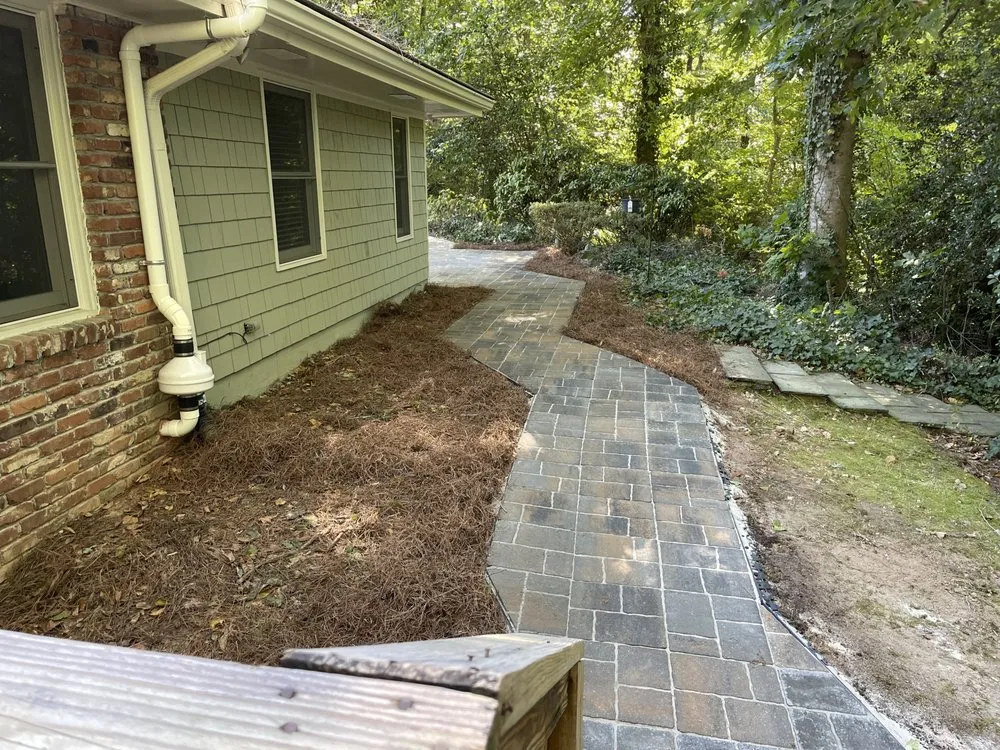 Custom garden landscaping in Snellville, GA - Blooms Lawn Maintenance & Design