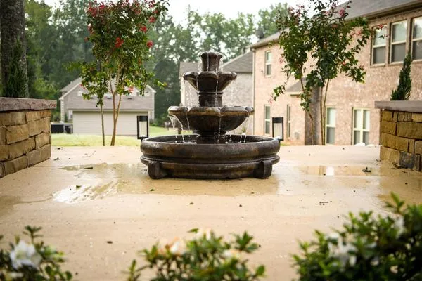 Blooms Lawn Maintenance & Design Logo