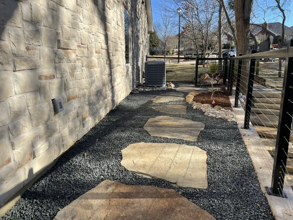 Top-rated lawn mowing service experts serving Midlothian, TX - Bloomscapes Design