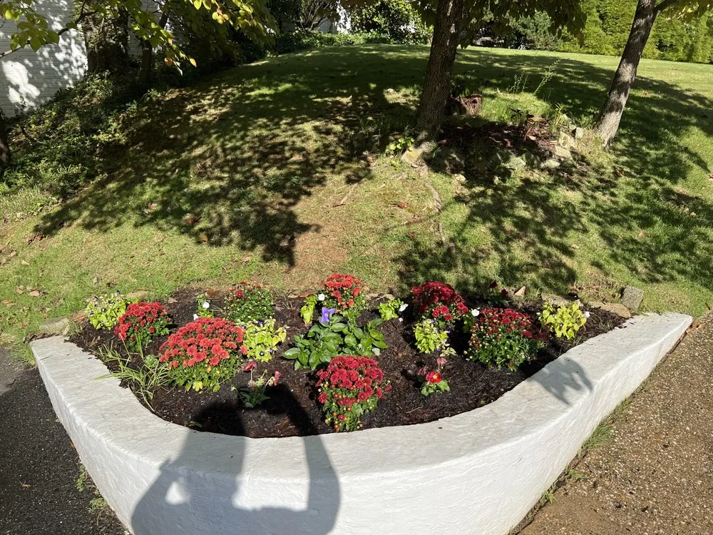 Local yard maintenance with custom design across Chantilly, VA - Bloomy Day Garden Services