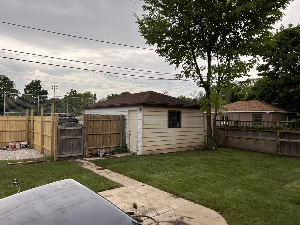 Local yard cleanup service in Milwaukee, WI by Blossom Lawn Care