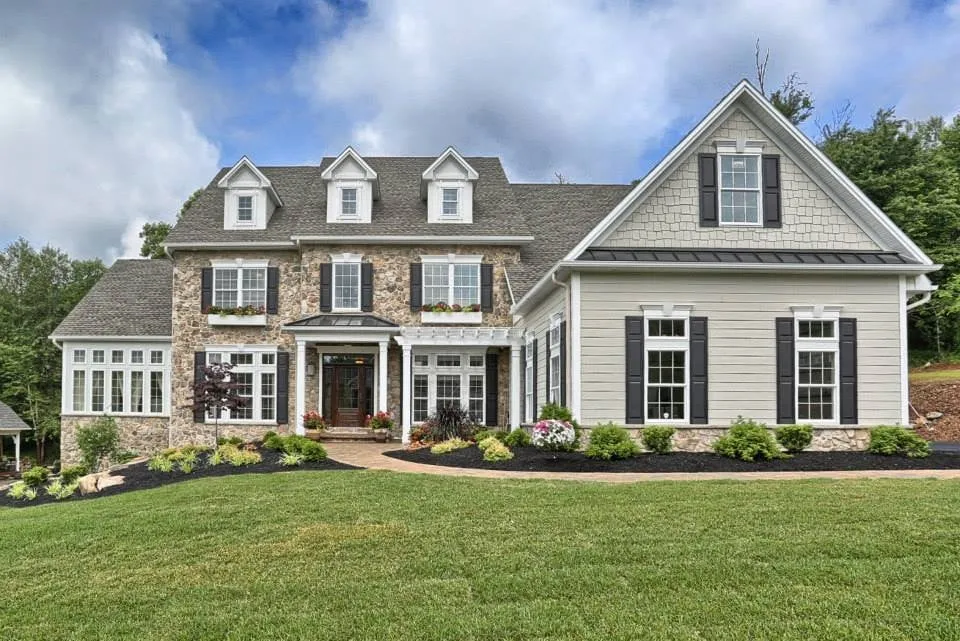 Expert yard cleanup service in Harrisburg, PA by Blouch's Landscaping