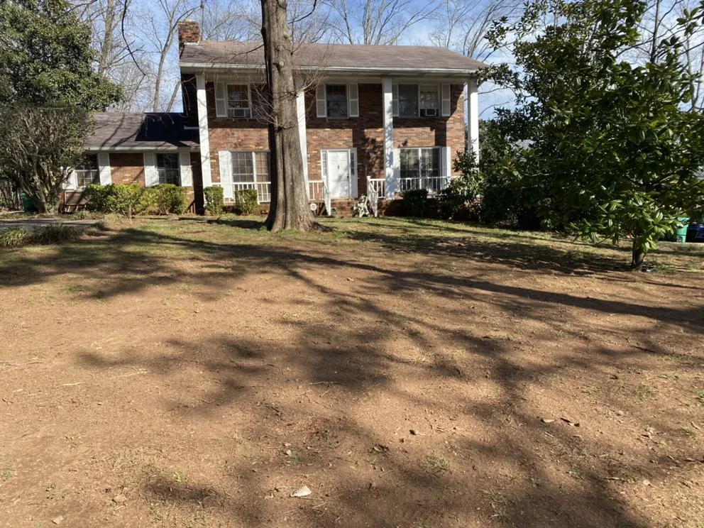 Top-rated residential landscaping with custom design across Atlanta, GA - Blount’s Lawn Care Solutions