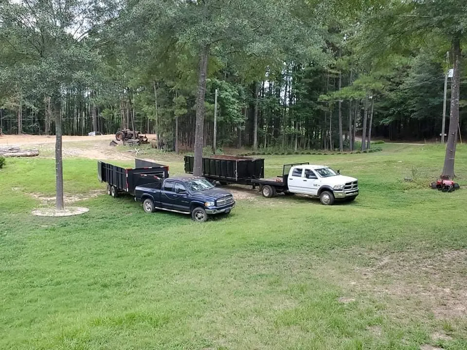 Trusted yard cleanup service in Blountsville, AL by Blountsville Landscaping and Tree Service