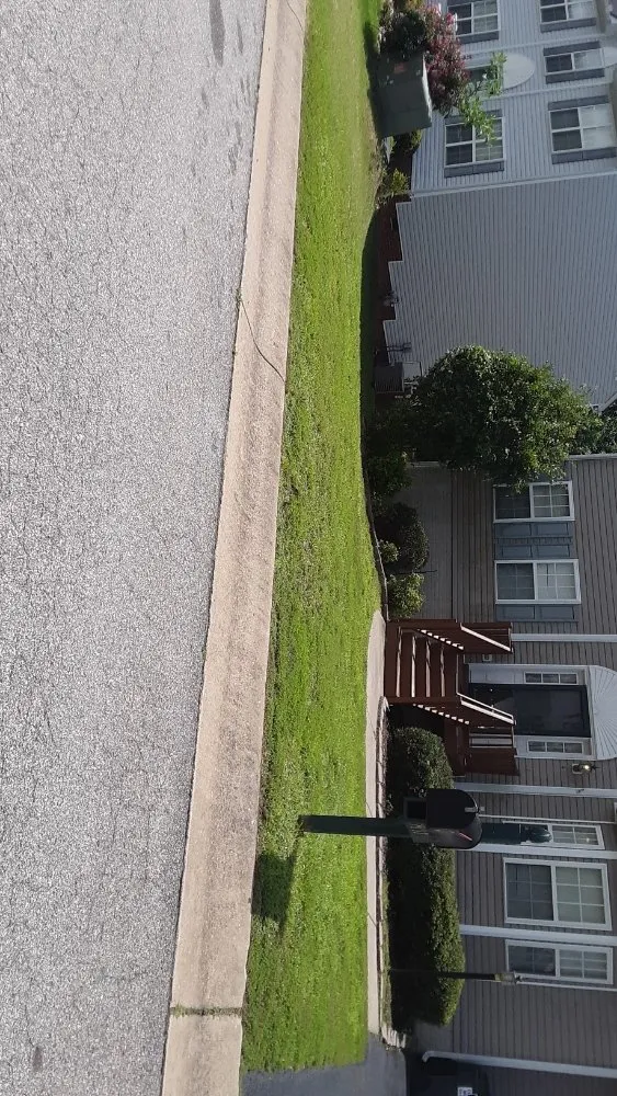 Top-rated landscaping services experts serving Clover Hill, VA - Blow N Go Lawn Services