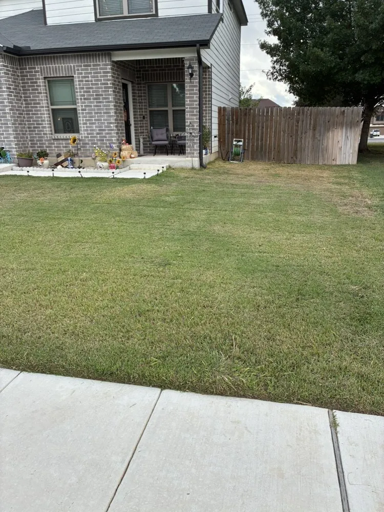 Expert lawn mowing service for beautiful yards in New Braunfels, TX by Blu Industries