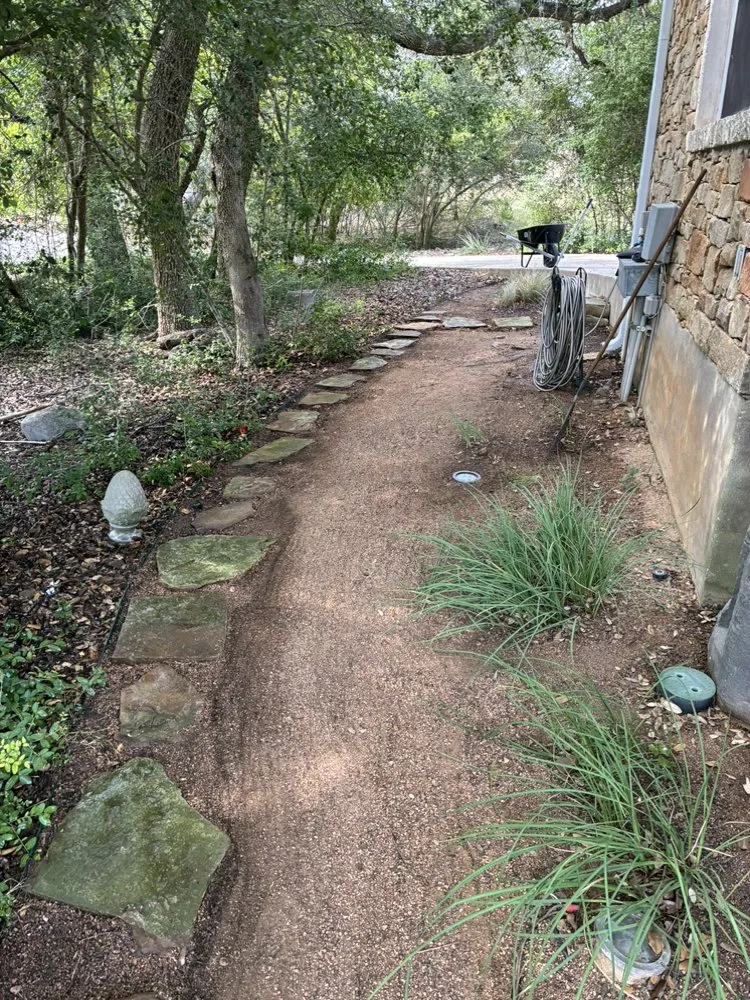 Top-rated yard cleanup service in New Braunfels, TX - Blu Industries