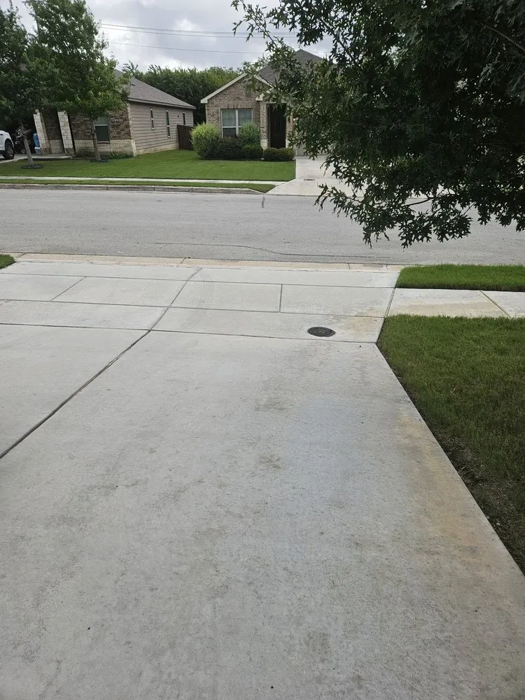 Reliable outdoor landscaping in New Braunfels, TX - Blu Industries