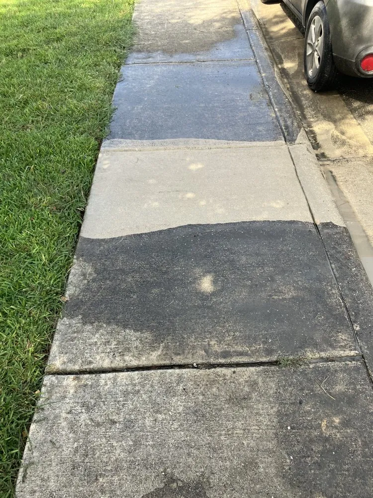 Custom outdoor landscaping experts serving New Braunfels, TX - Blu Industries