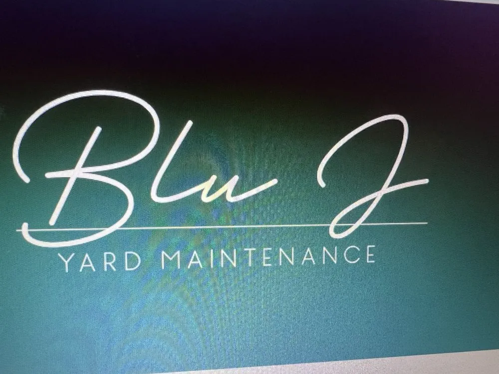 Custom lawn care service near you in Marana, AZ by Blu J Yard maintenance