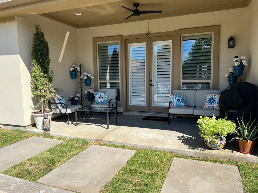 Affordable residential landscaping in Hutto, TX by Blue Agave Landscapes