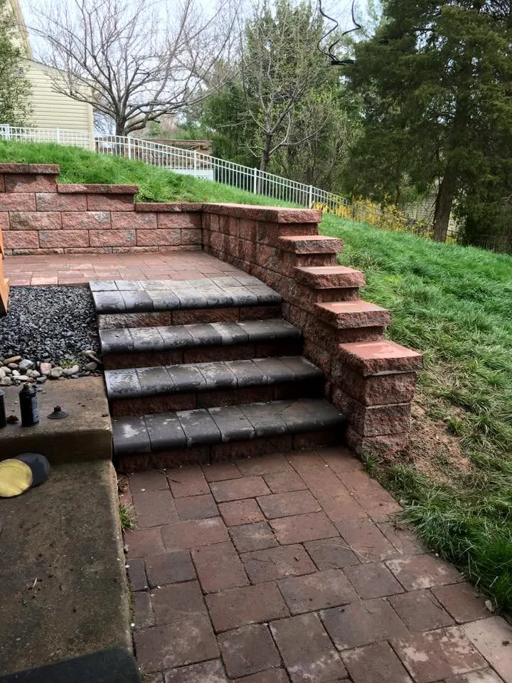 Custom garden landscaping in Norristown, PA - Blue and White Landscapes