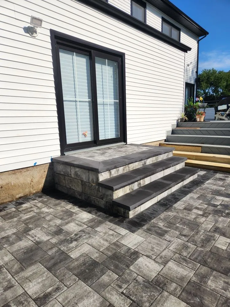 Expert residential landscaping in Bay Shore, NY - Blue Bay Outdoor Solutions