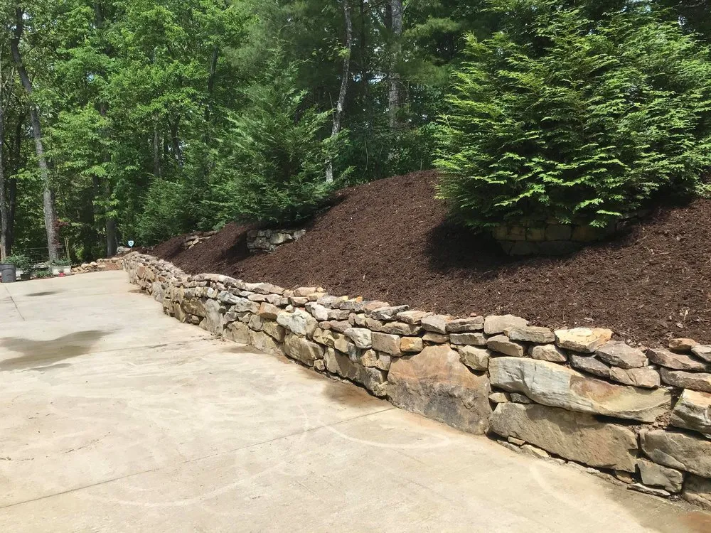 Top-rated lawn care service in Blue Ridge, GA by Blue Bird Landscaping Company