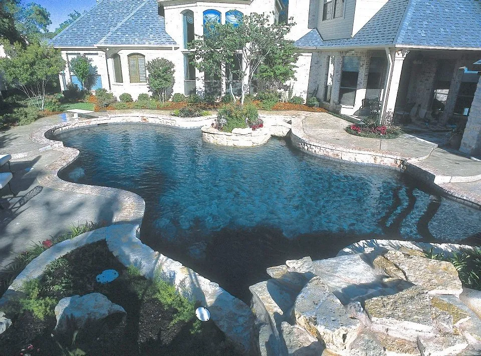 Custom lawn care service for homes in Fort Worth, TX by Blue Canyon Pools DFW