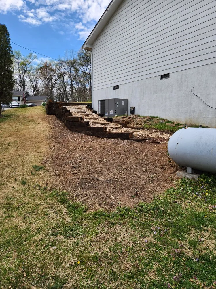 Local garden landscaping experts serving Wartburg, TN - Blue Collar Boys Lawn and Landscaping