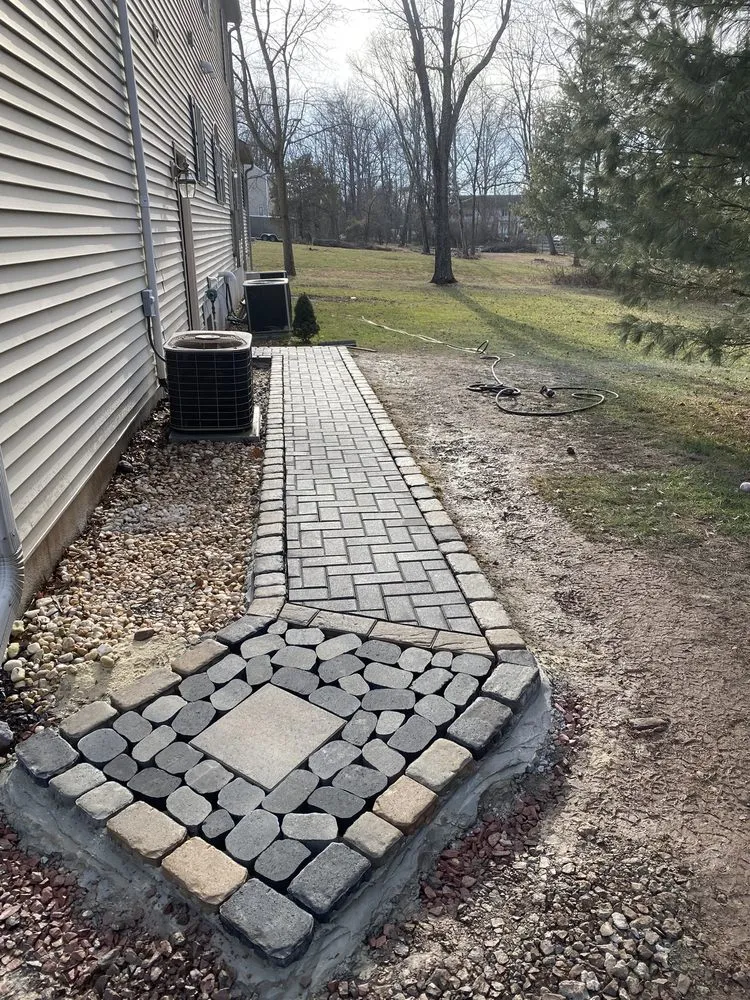 Local yard maintenance experts serving Sellersville, PA - Blue Diamond hardscape & Landscape