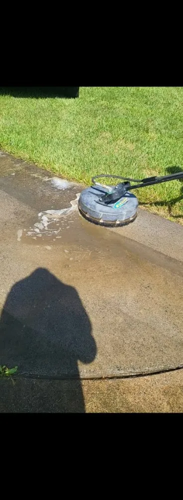 Professional yard cleanup service in High Point, NC - Blue Diamond