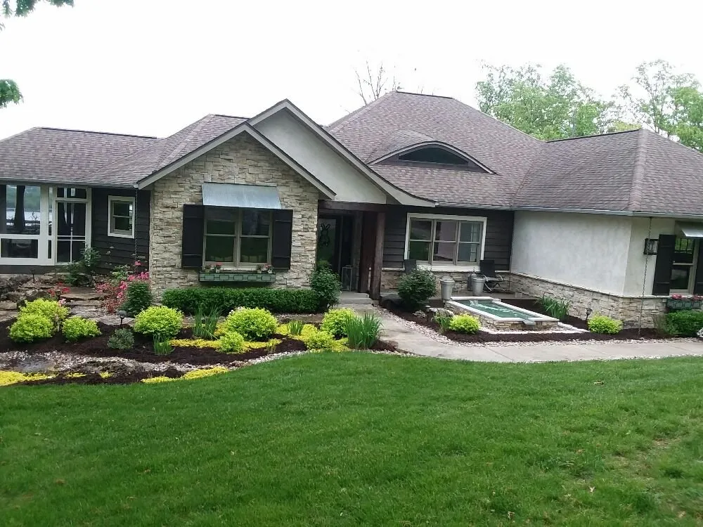 Trusted garden landscaping in Rueter, MO - Blue Diamond