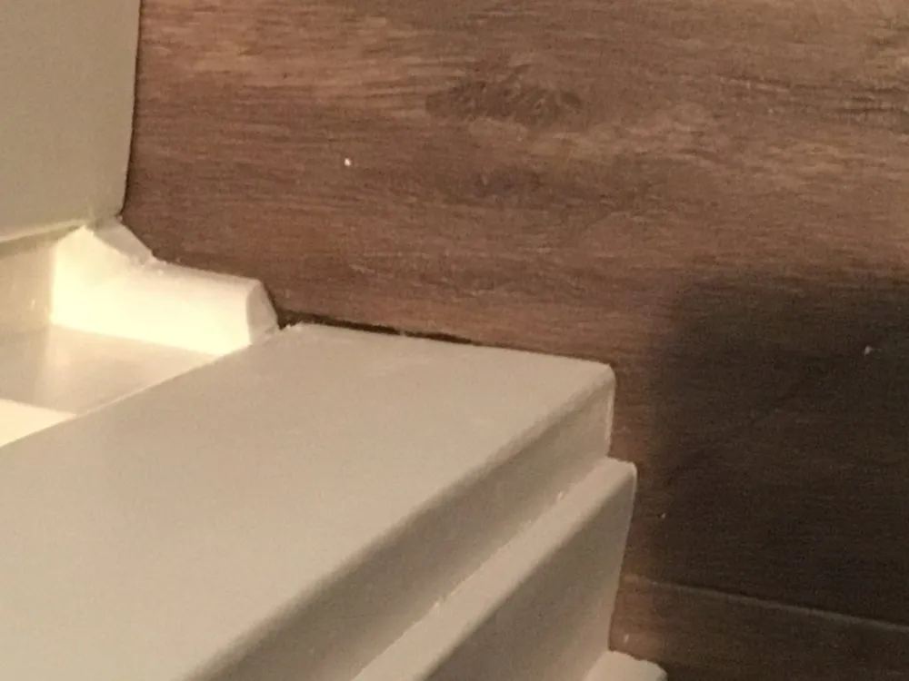 Top-rated lawn mowing service for homes across Eagle Point, OR - Blue Dragonfly