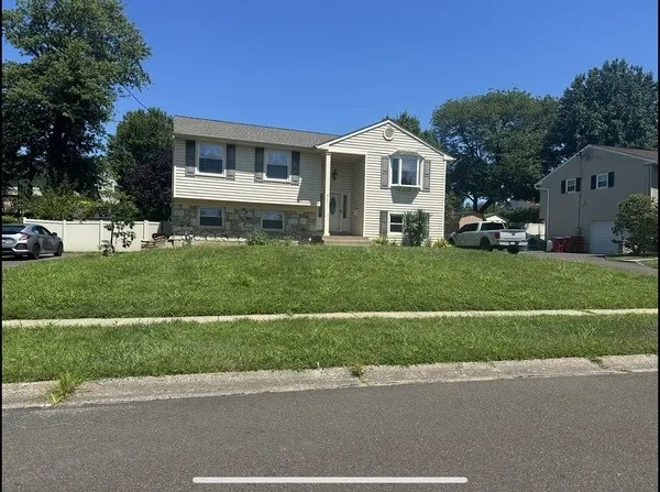 Reliable residential landscaping for beautiful yards across Wyncote, PA - Blue Flame Lawn Care