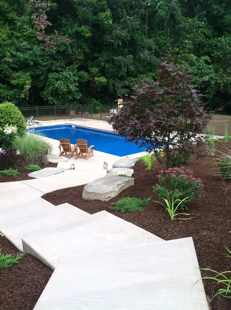 Reliable yard cleanup service experts serving Gibsonia, PA - Blue Fox Landscape Design