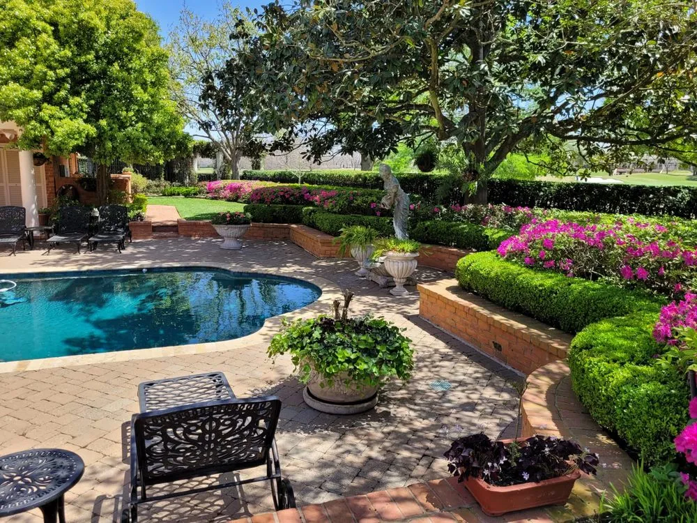 Expert garden landscaping in Houston, TX by Blue Goat Landscape Services