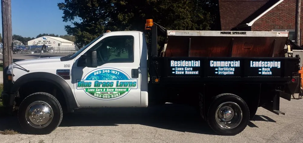 Reliable landscaping services experts serving Camanche, IA - Blue Grass Lawns