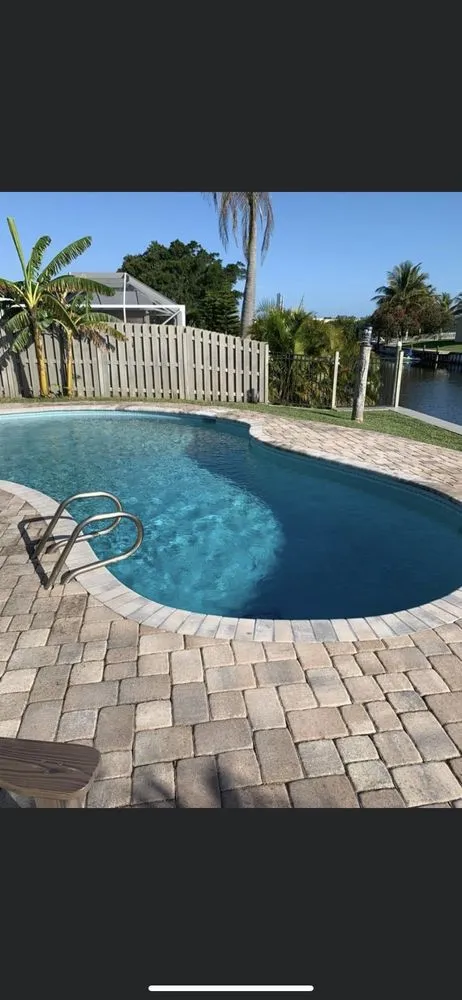 Top-rated lawn care service in Merritt Island, FL by Blue Green Pool and Lawn Care