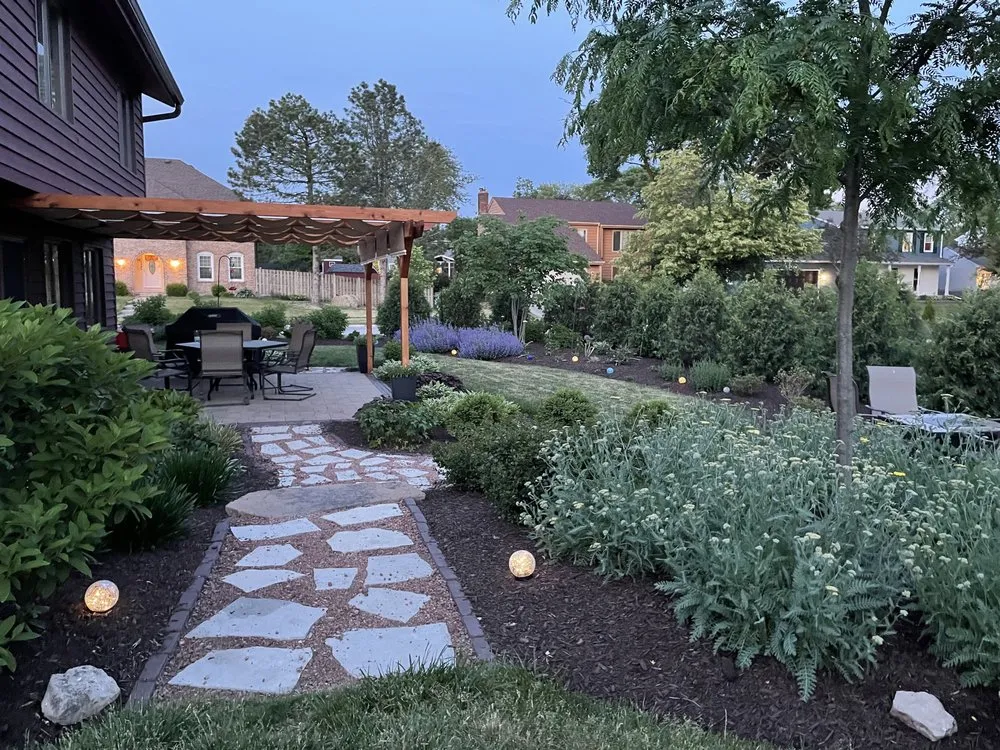 Reliable landscaping services experts serving Sugar Grove, IL - Blue Hills