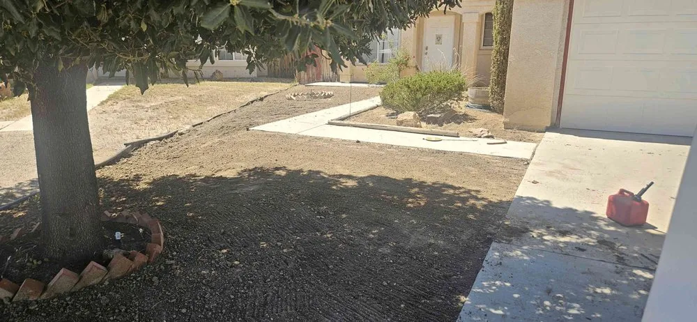 Professional residential landscaping in Lancaster, CA by Blue Jay Landscaping