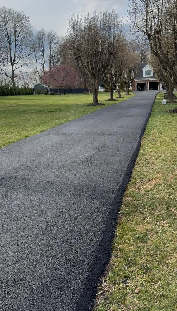 Local lawn care service experts serving Silver Spring, MD - Blue Lake Contractor