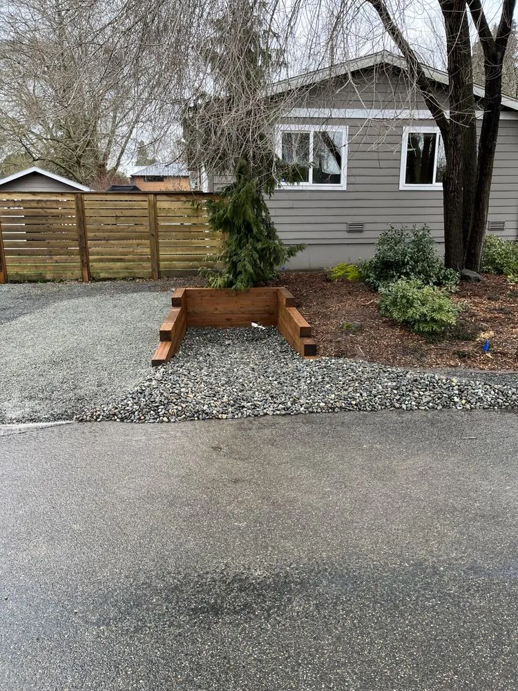 Custom landscaping services experts serving Kent, WA - Blue Landscaping Services
